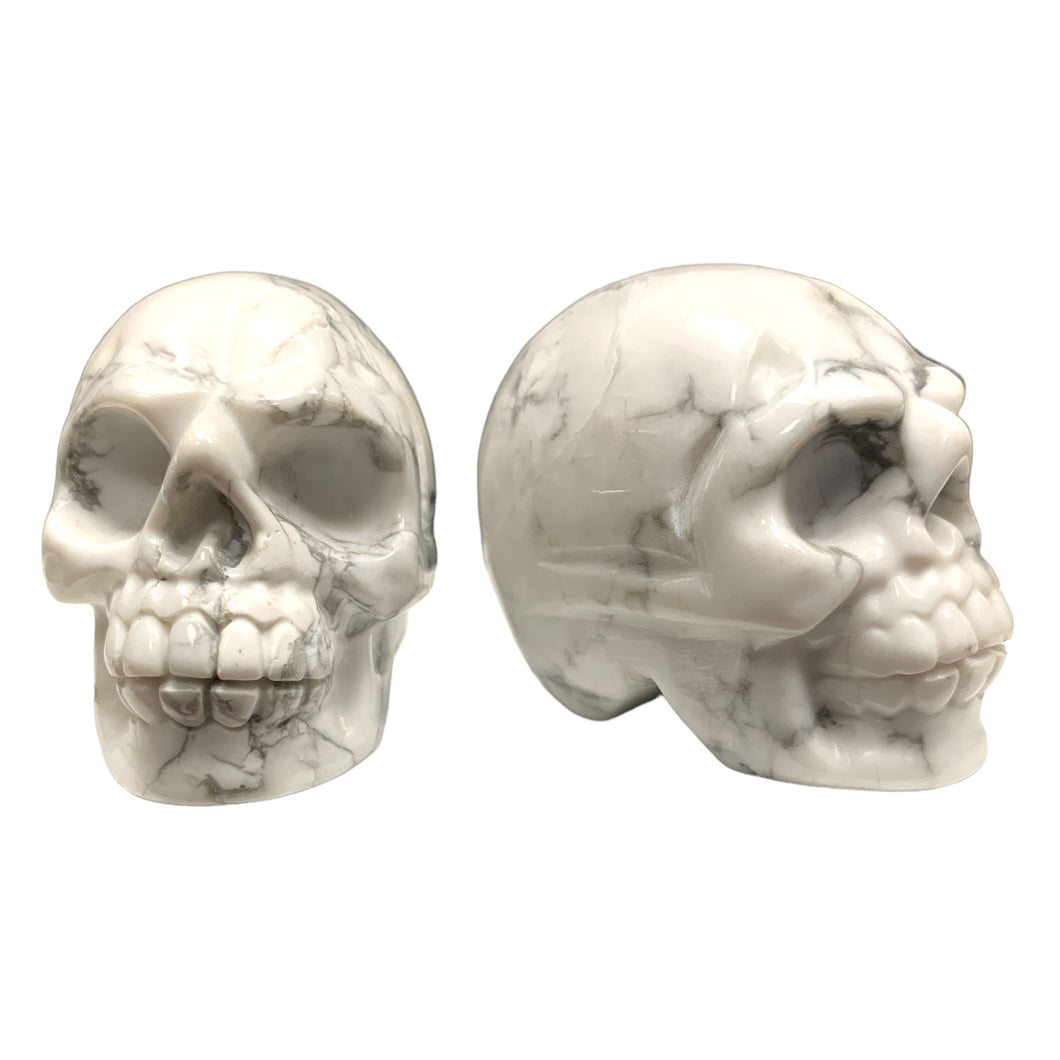 Skull Small- WHITE HOWLITE - 40x50 mm - China - NEW622