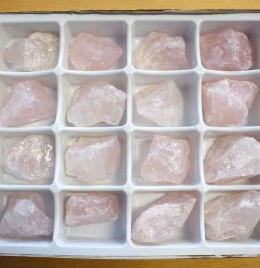 Rose Quartz Rough Flat Box - Approx. .8 kg & 24 pieces per box 19 x 15.5 cm - BRAZIL - NEW122